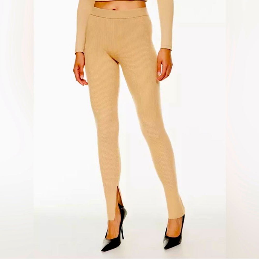 Aritzia Babaton Distill Legging camel/ tan | rubbed knit | split hem